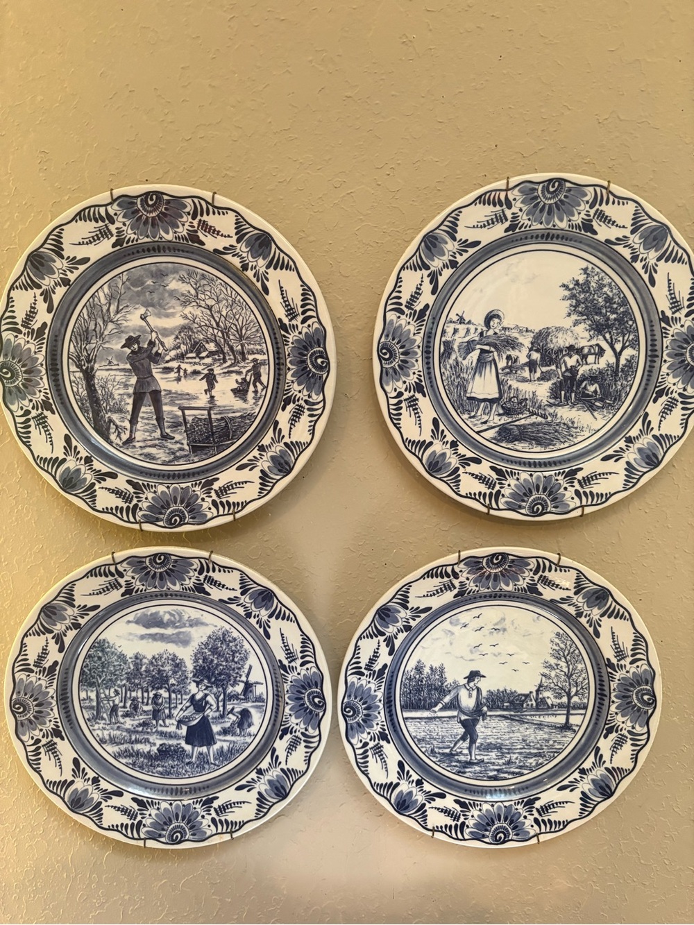 Vintage Delftware French Plate (x’s 4)